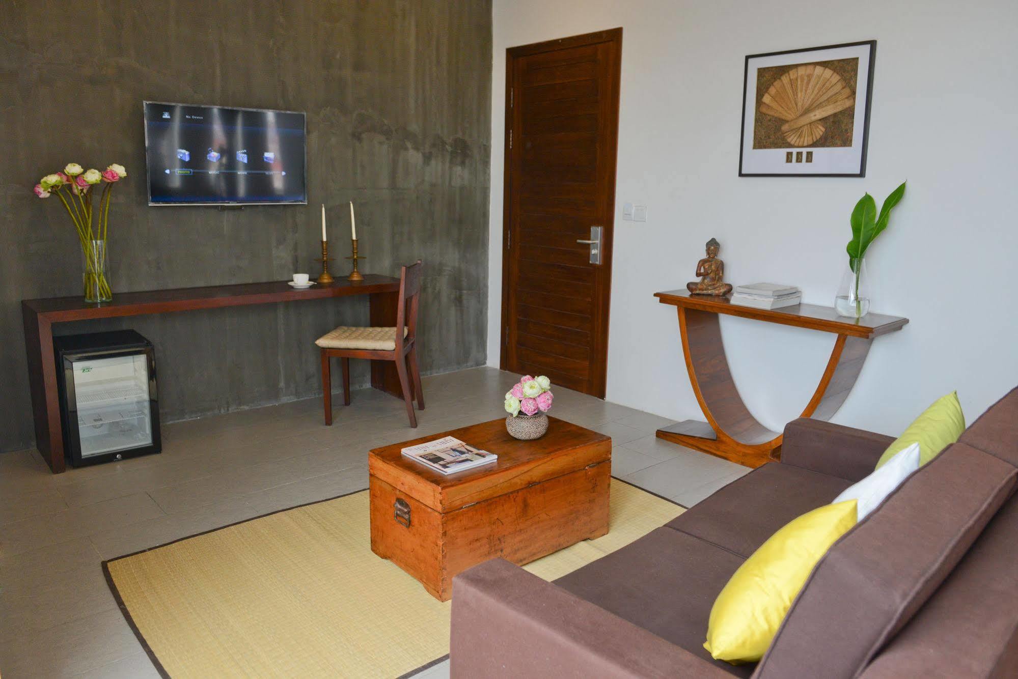Kolab Sor Phnom Penh Hotel Esterno foto